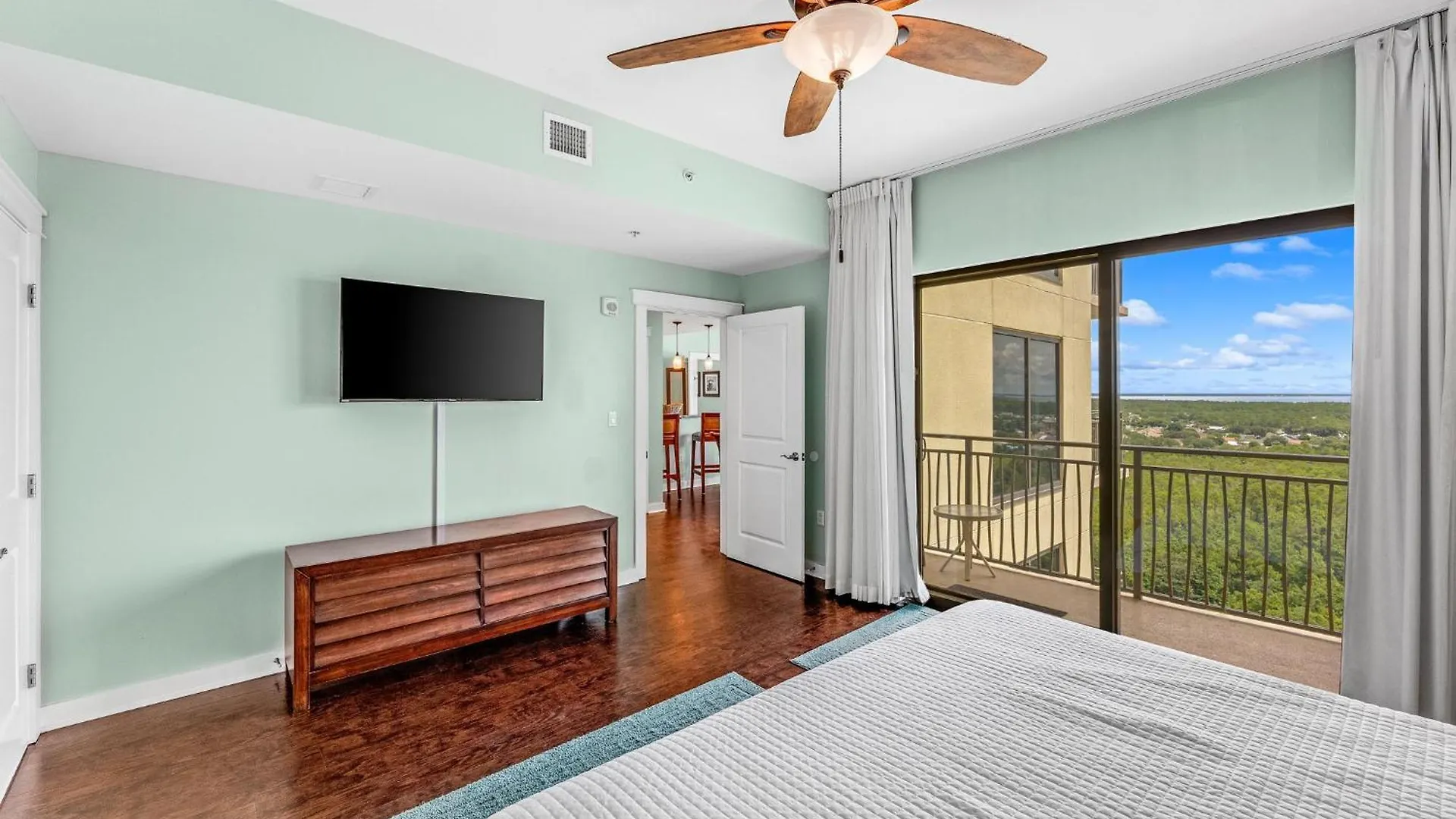 Апартаменты Origin 1605 - Two Bedroom - Partial Gulf View By Beach Haven Vacation Rentals Панама-Сити